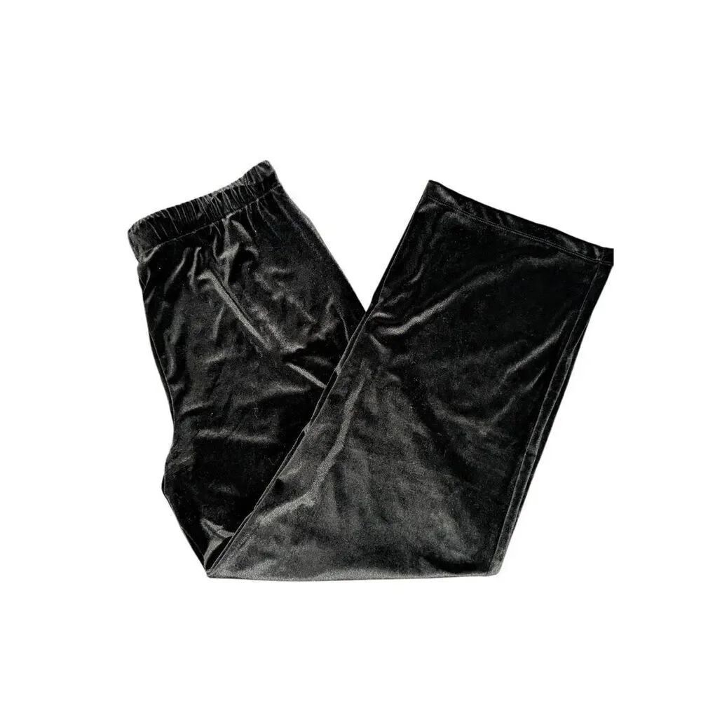 NWT Meg & Margot Black Velvet Pull on Straight Leg Pants Women’s Size Large